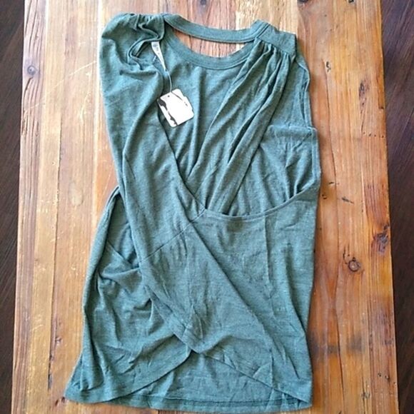 Free People Movement No Sweat Army Green Tank sz xs Designer Athleisure Boho - Picture 4 of 7